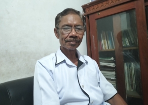 Kepala Desa Wagari, Hafillun