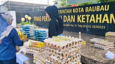 Pasar murah yang di gelar Dinas Pertanian dan Ketahanan Pangan Kota Baubau menggelar pasar murah jelang ramadan