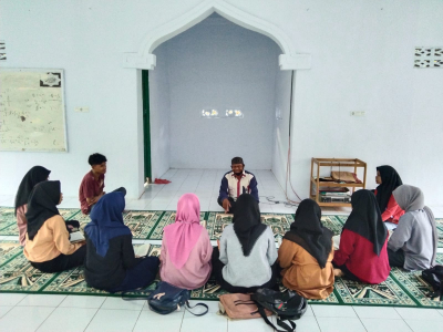 Salah satu kegiatan Pembinaan Moral dan karakter berupa Pembinaan Baca Tulis Alquran yang diikuti Para Siswa SMAN 3 Baubau