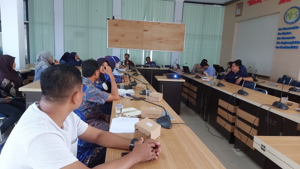 Rapat Koordinasi persiapan Penilaian Kota Sehat tahun 2023 di Aula PO-5 Bappeda Kota Baubau Jumat (17/2/2023)