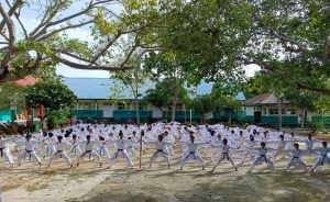 Suasana Ujian Kenaikan Sabuk yang dilaksanakan Lemkari Cabang Baubau
