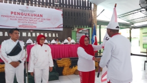 Suasana Pengukuhan Pengurus Klub Jantung Sehat dan Klub Jantung Sehat Remaja Kota Baubau