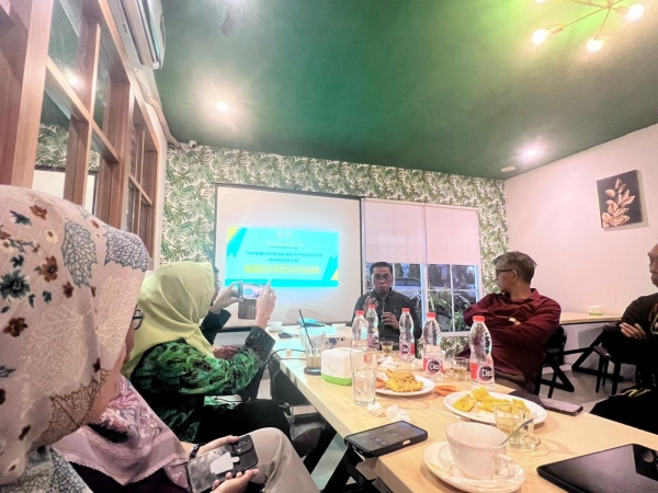 Suasana diskusi kebangsaan yang digelar Kagama Kota Kendari