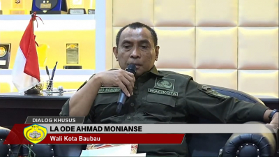 Wali Kota Baubau La Ode Ahmad Monianse