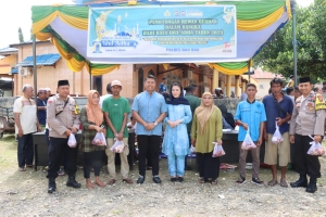 Momen Idul Adha 1444 H, Polres Baubau menyembelih 19 Sapi Kurban dan Dibagikan kepada yang berhak menerima