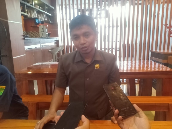 Wakil Ketua DPRD, Adriansyah Farmin