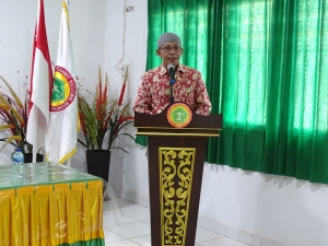 Ketua DPD PPNI Kota Baubau Arman, SKM Saat Membuka Seminar Keperawatan di Baubau Sabtu (11/3/2023)