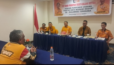 LM.Sumarlin saat mengikuti Fit and Propertest Calon Ketua DPC Partai Hanura Kabupaten Buton 